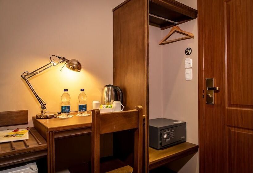 장애인을 위한 스탠다드 룸, Flame Hotel Canela