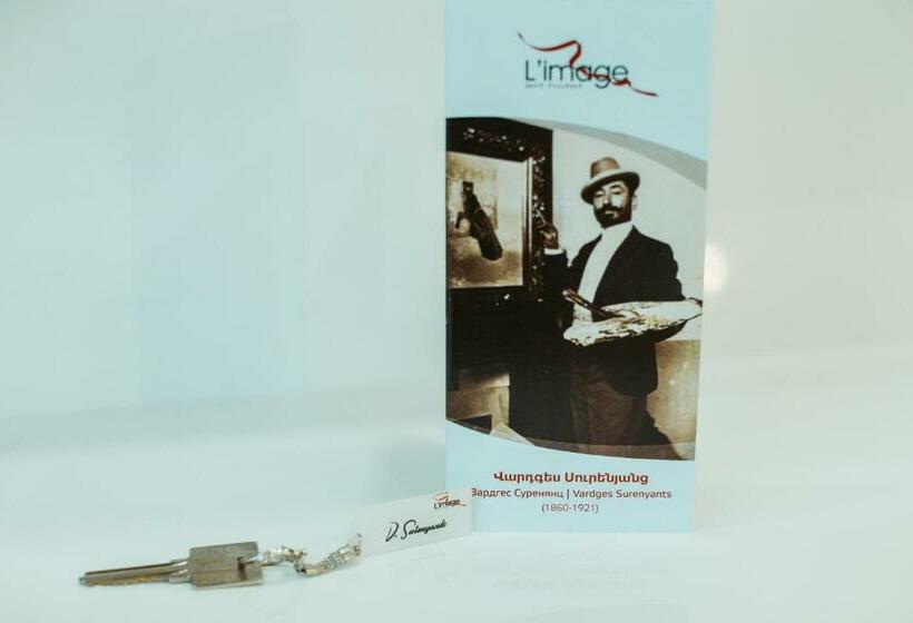 스탠다드 룸 킹사이즈 침대, L Image Art