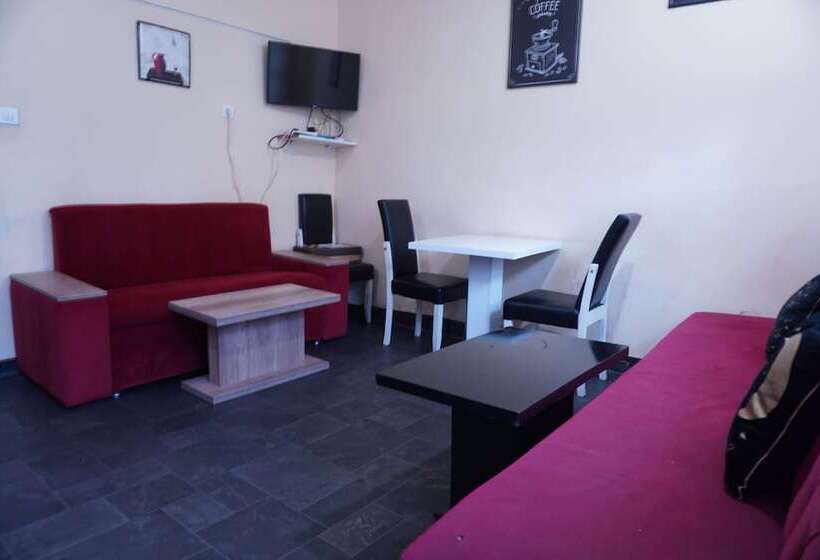 اتاق استاندارد, Moon Hostel