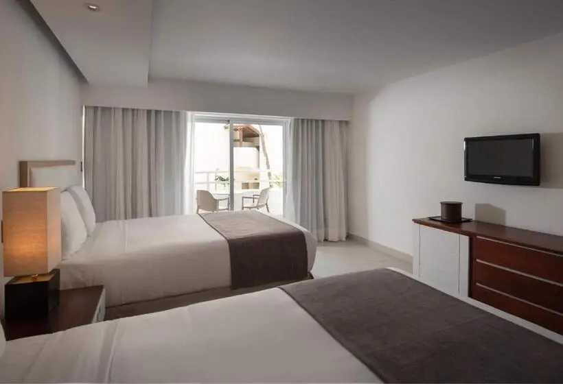 اتاق استاندارد با بالکن و چشم‌انداز باغ, Casa Marina Sosua, Trademark by Wyndham - All Inclusive