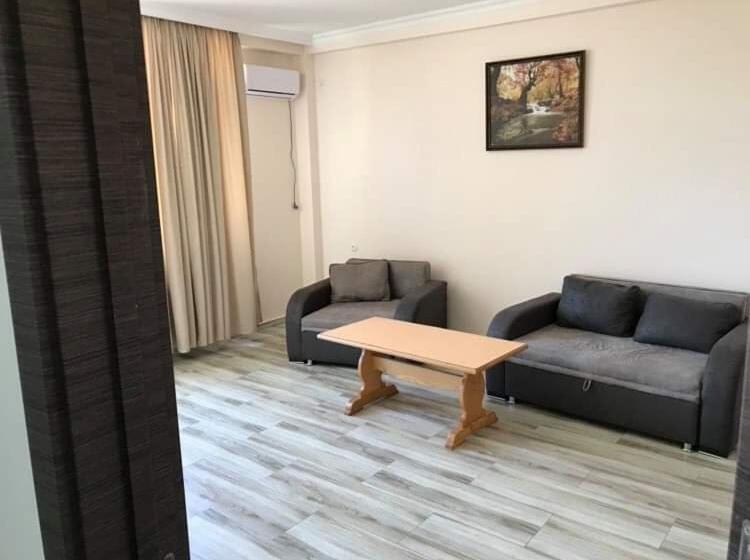 سوئیت با بالکن, David Palace Hotel Ureki
