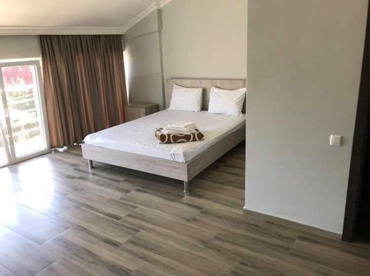اتاق سوپریور چهار تخته, David Palace Hotel Ureki