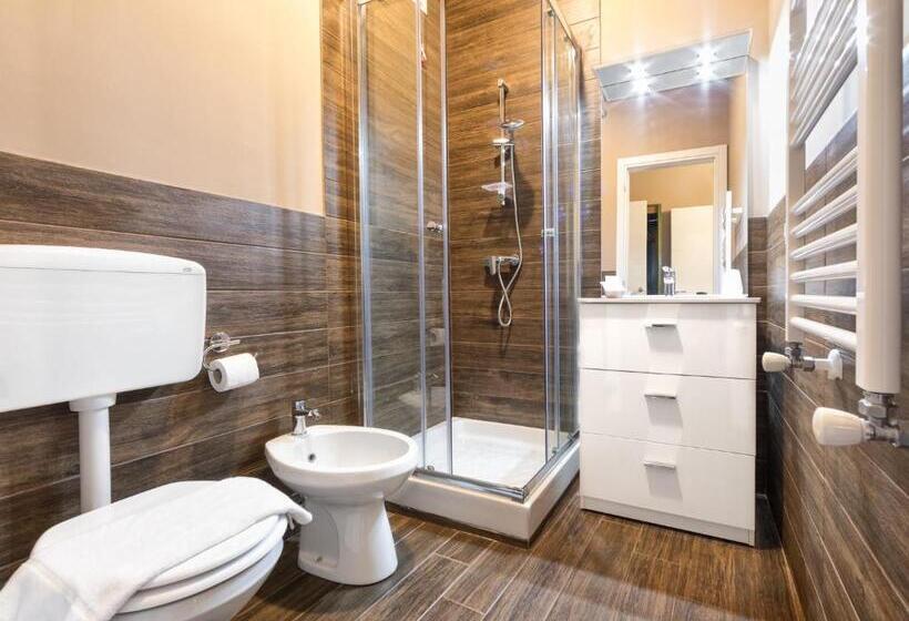 اتاق استاندارد سه نفره, Giulietta