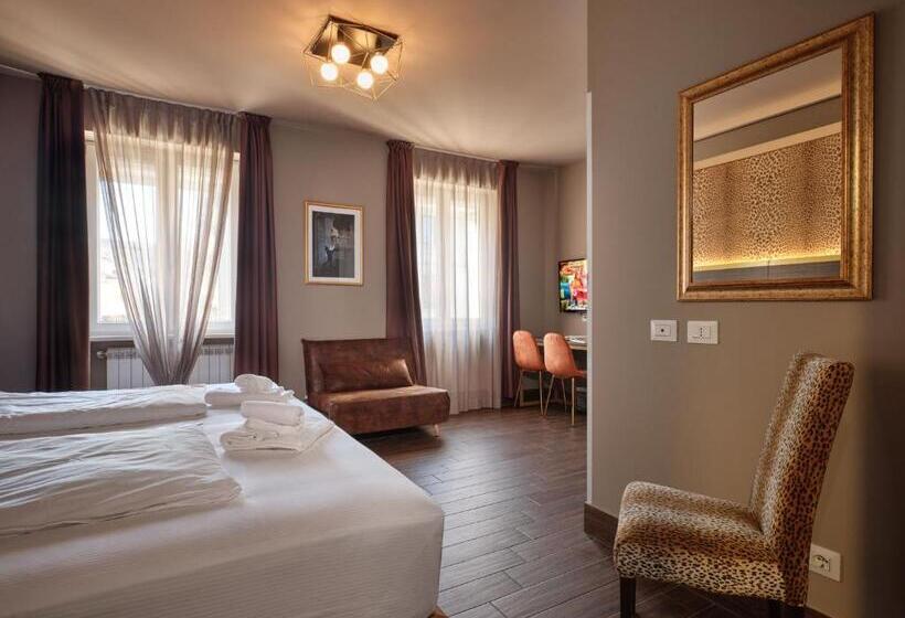 اتاق استاندارد سه نفره, Giulietta