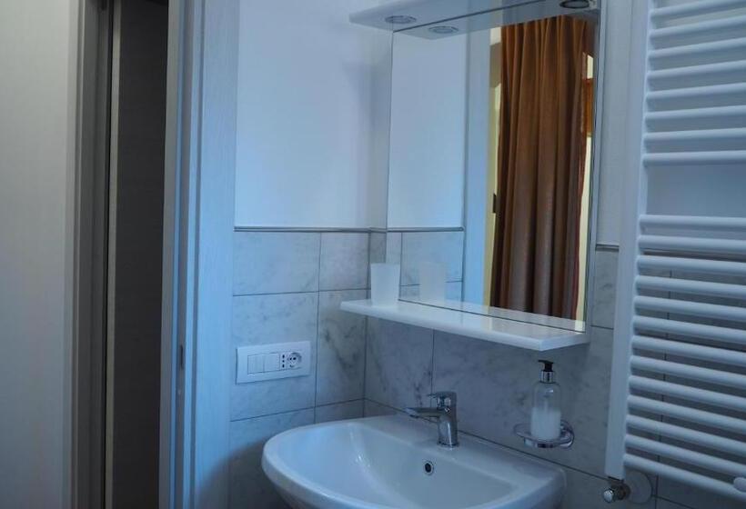 스탠다드 싱글 룸, R&b Giardino 34