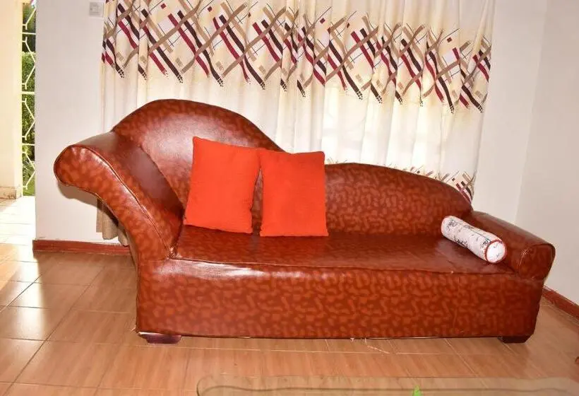 آپارتمان 2 خوابه, Salient Guest House