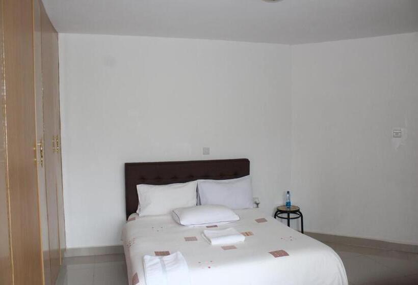 2 Bedroom Apartment, Salient Guest House