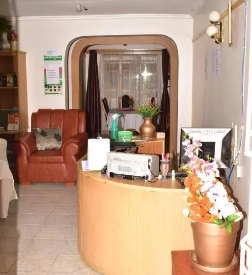 خانه 1 خوابه, Salient Guest House