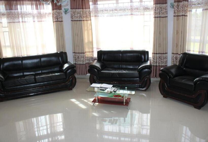 1 Bedroom House, Salient Guest House