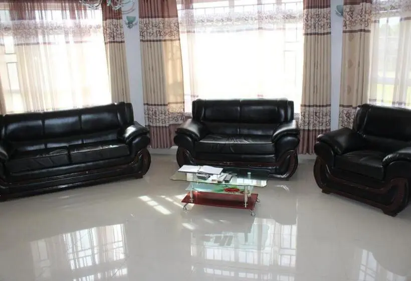 خانه 1 خوابه, Salient Guest House