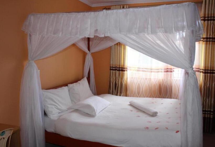 Deluxe Room, Salient Guest House