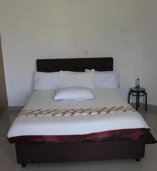 اتاق لوکس, Salient Guest House