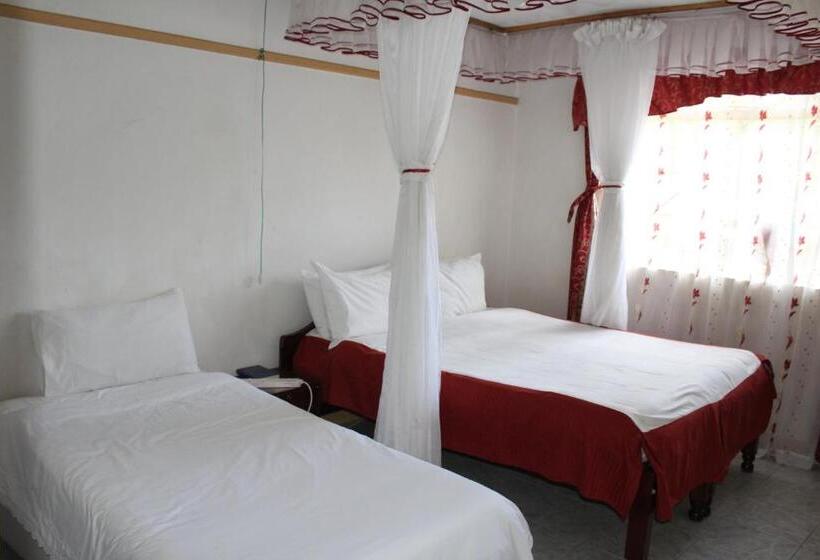 Deluxe Room, Salient Guest House