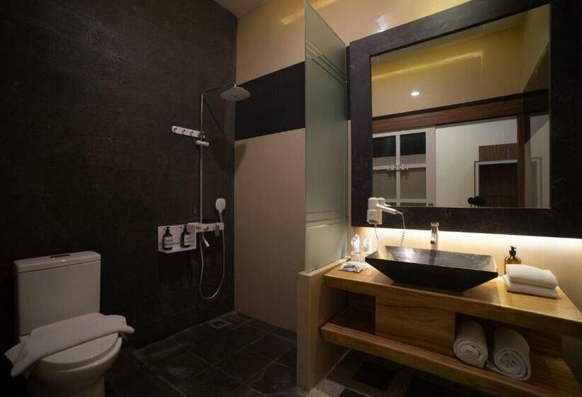 غرفة ديلوكس, Luminor Hotel Banyuwangi By Wh