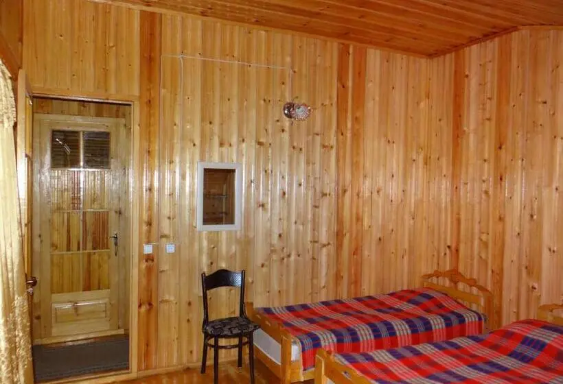 اتاق استاندارد سه نفره, Dalko