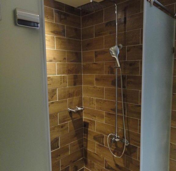 Economy-huone, Travel Port Motel