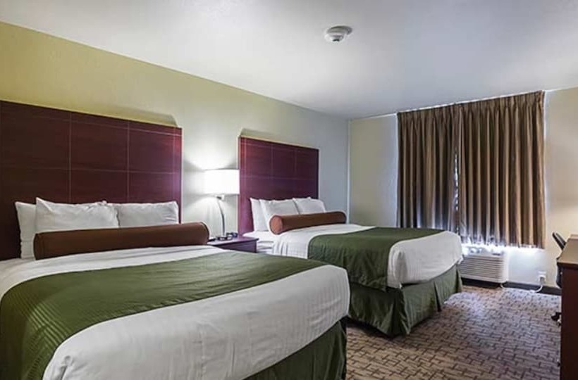 إستوديو قياسى, Cobblestone Hotel & Suites   Hutchinson