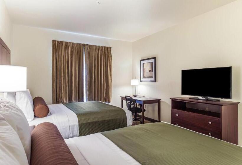Студия Стандарт, Cobblestone Hotel & Suites   Hutchinson