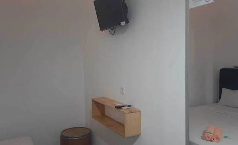 Standardrum, Coconut Hotel Hostel