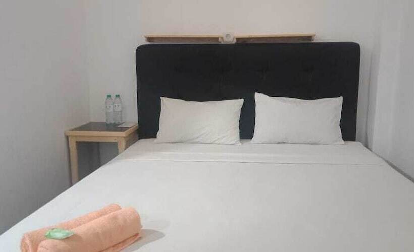 Standard-huone, Coconut Hotel   Hostel