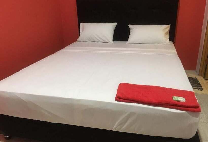 Standard-huone, Coconut Hotel   Hostel