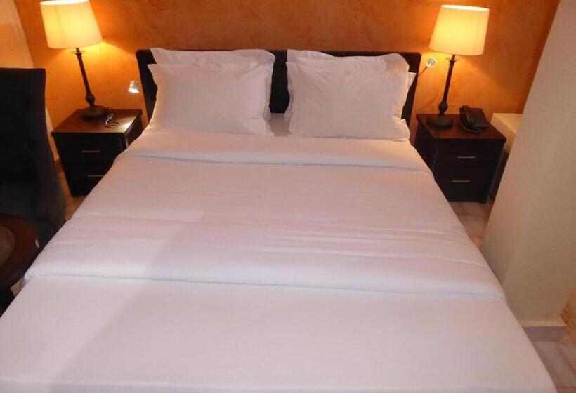 اتاق استاندارد, Safyad