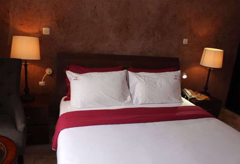 اتاق سوپریور, Safyad