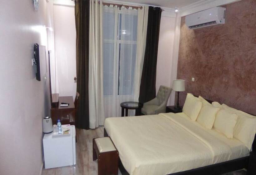 اتاق سوپریور, Safyad