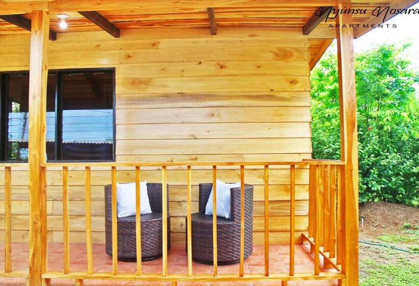 スタンダードスタジオ, Chill Inn Nosara