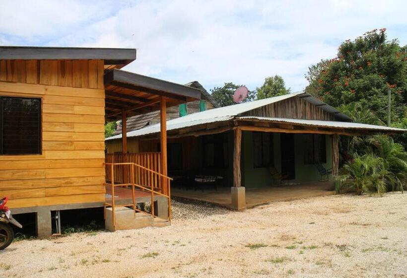 ２ベッドルームアパートメント, Chill Inn Nosara