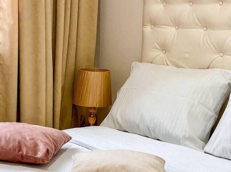 StandaardKamer, Alex