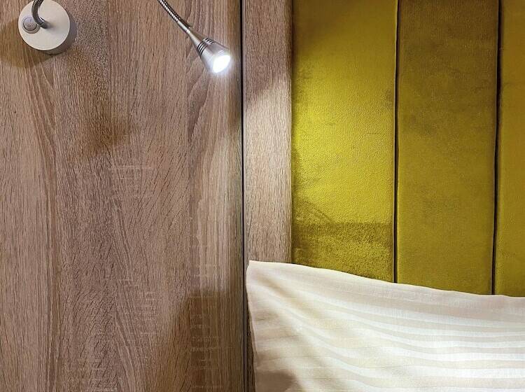 StandaardKamer, Alex