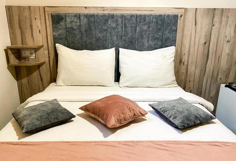 StandaardKamer, Alex