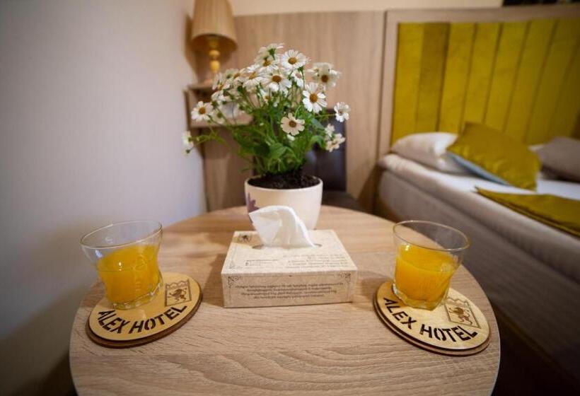 StandaardKamer, Alex