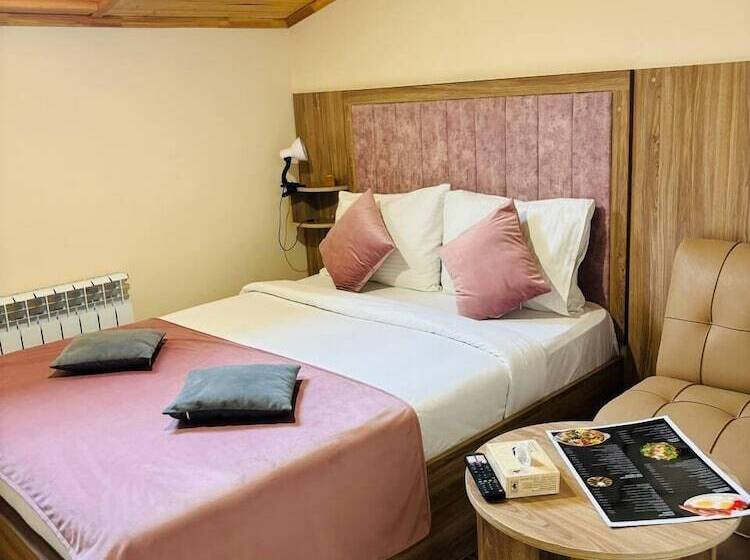 StandaardKamer, Alex