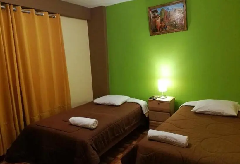 اتاق خانوادگی با چشم‌انداز کوه, Mapi Gardens Machupicchu B&b