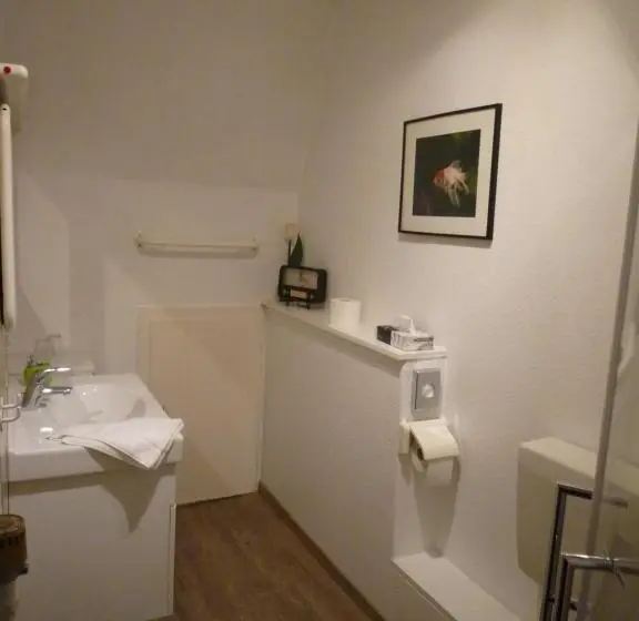スイート, Mooi Hotel Garni