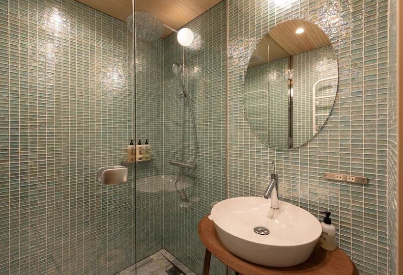 标准间, Koo Otsuhyakucho