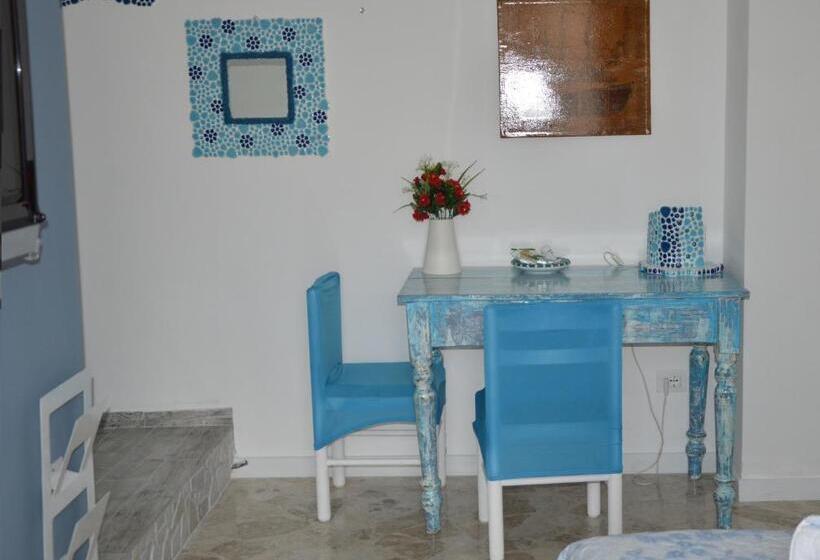 اتاق سوپریور, Versomare