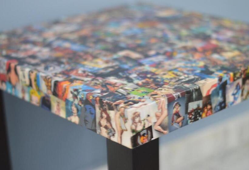 اتاق لوکس, Versomare