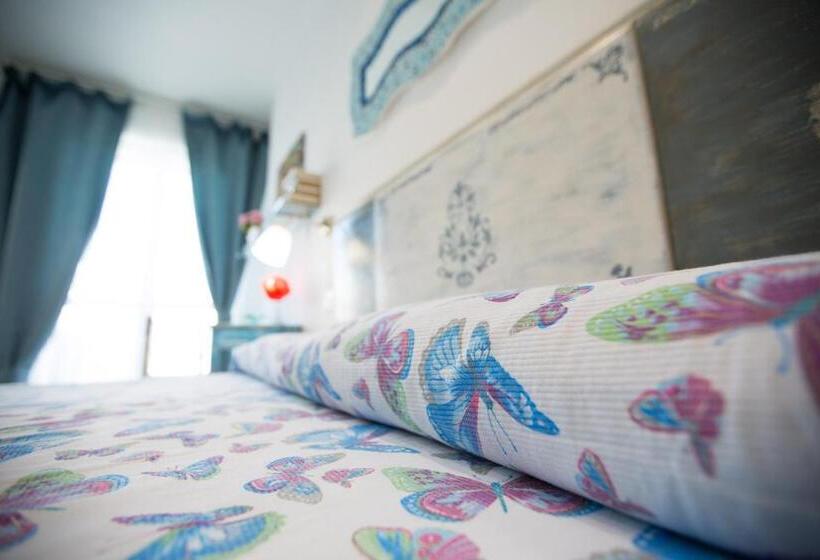 اتاق استاندارد, Versomare