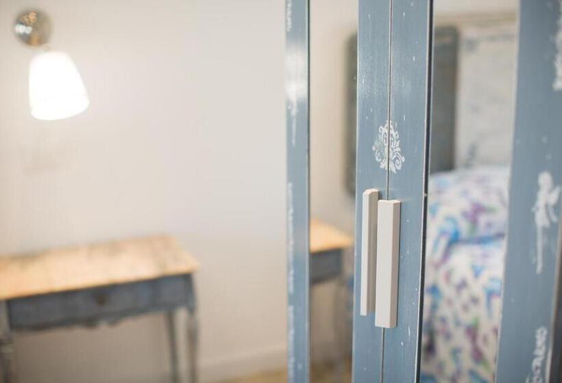 اتاق استاندارد, Versomare