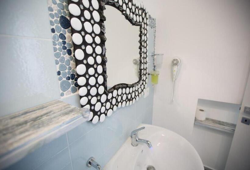 اتاق لوکس, Versomare