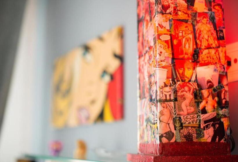 اتاق سوپریور, Versomare