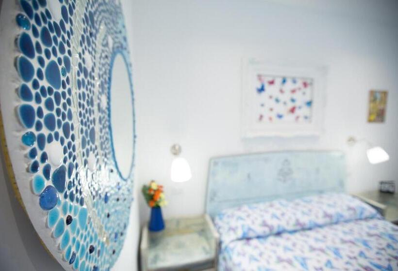 اتاق لوکس, Versomare