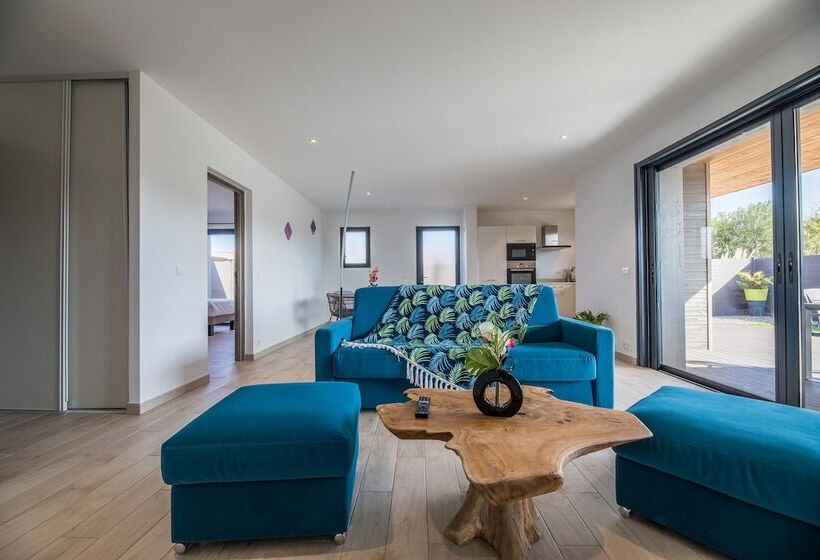 וילת 3 חדרי שינה עם בריכה, Pierre & Vacances Résidence Premium Vesna Rossa