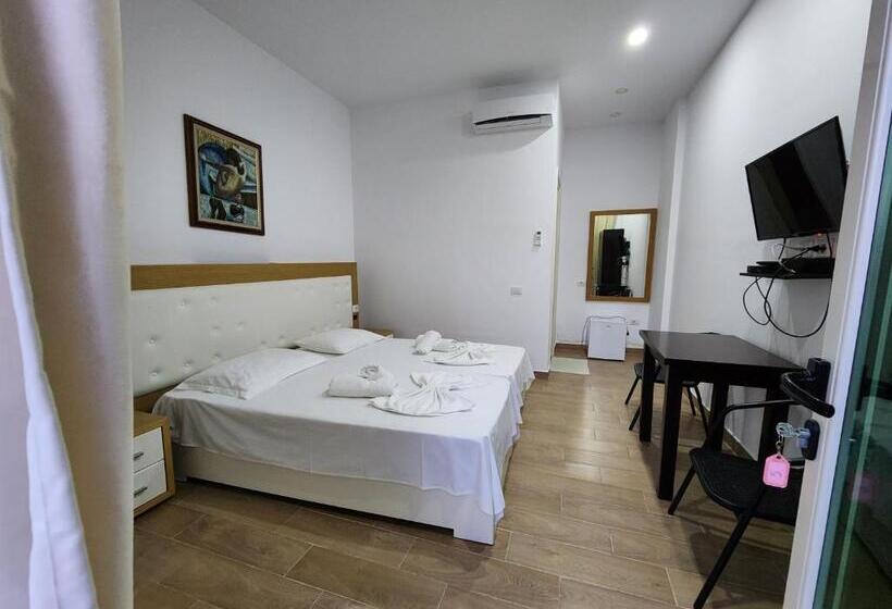 トリプルクラシックルーム, Sea Front Villa