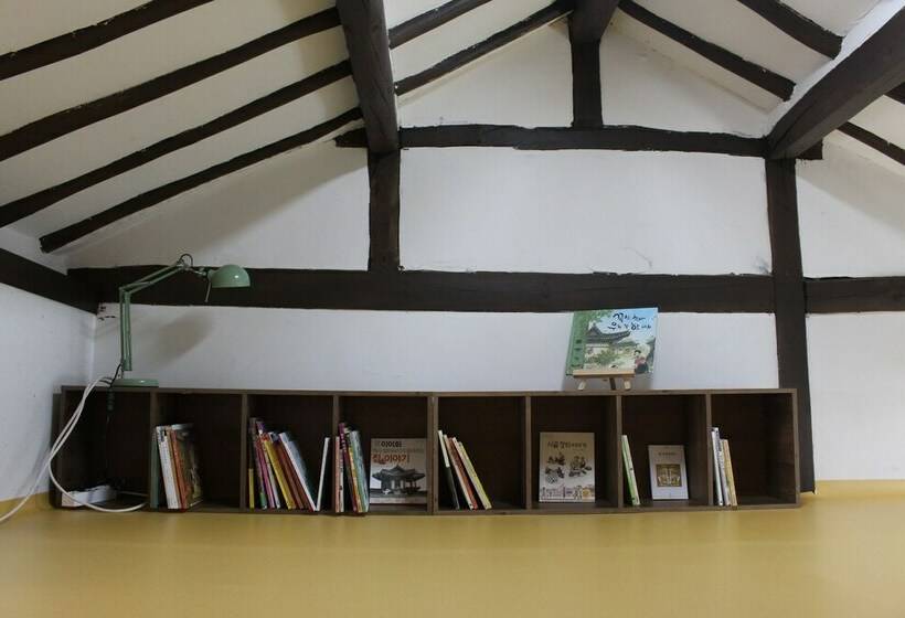 اتاق خانوادگی, Bonghwangjae Hanok Guesthouse