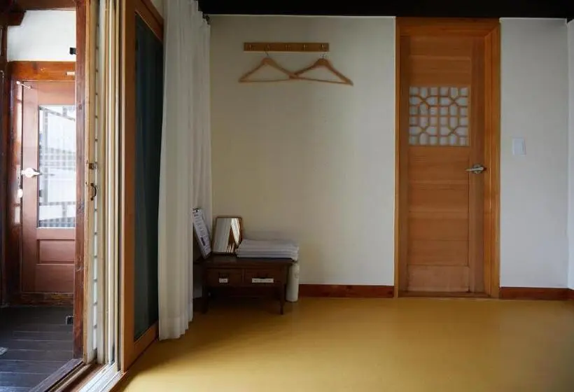 スタンダードルーム, Bonghwangjae Hanok Guesthouse