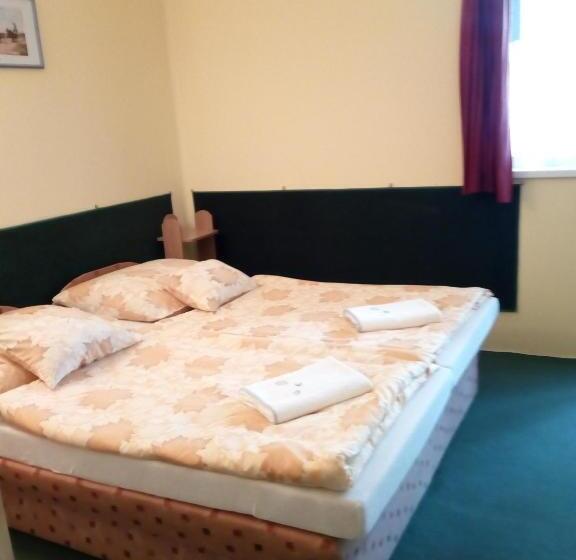 스탠다드 룸, Gulyás Vendégház